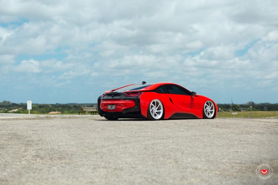  BMW i8 on Vossen Wheels (LC-108T) 2017 года  (фото 63 из 68)